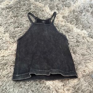 gray ribbed crop top